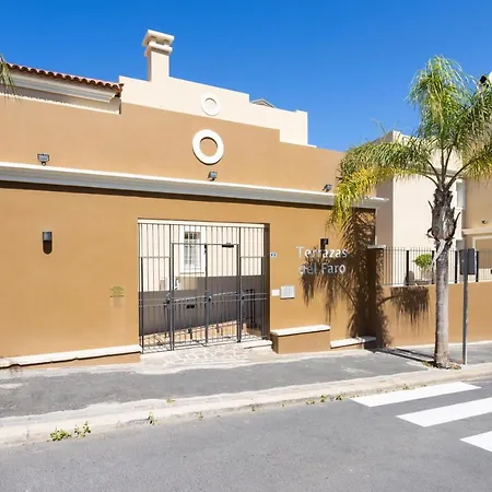 El Faro Apartment *
